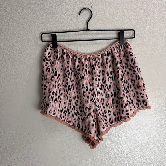 Victoria Secret Vintage Underwear Shorts Silk Leopard Size Small - Picture 3 of 6